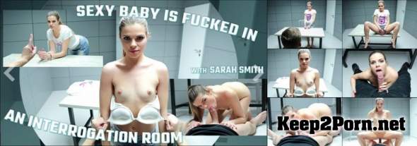 Sarah Smith (Sexy Blonde is Fucked in an Interrogation Room / 04.03.2018) [Smartphone] (MP4, HD, VR) TmwVRnet