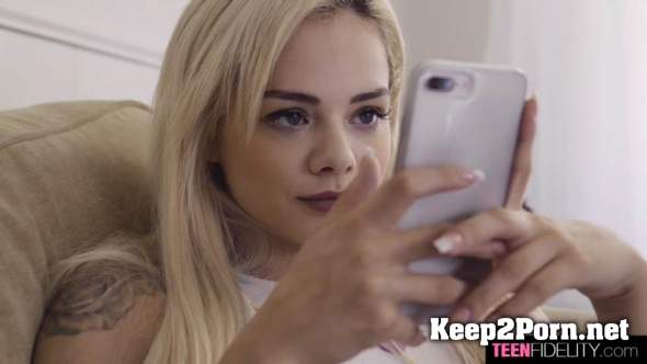 Elsa Jean - Up for the Challenge (26.09.2018) (MP4, SD, Teen) TeenFidelity