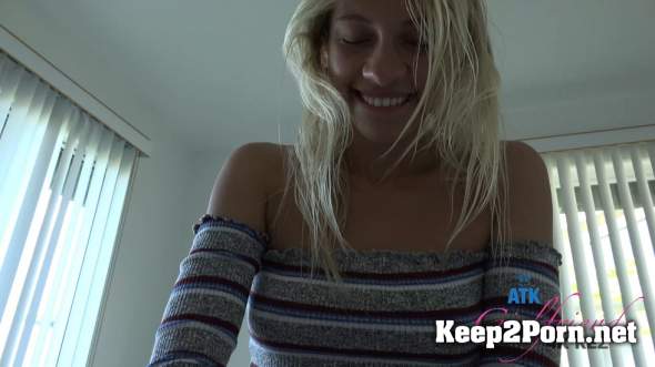 Khloe Kapri (Virtual Vacation Big Island 10/10) (MP4, UltraHD 4K, Video) ATKGirlfriends