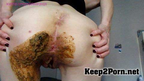 Peteuse Farts Shart Pants Poop in Leggings (MP4 / FullHD) ScatShop