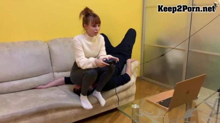 Gamer Kira In Leggings Uses Her Chair Slave While Playing / Humiliation (Femdom, FullHD 1080p) PetitePrincessFemdom