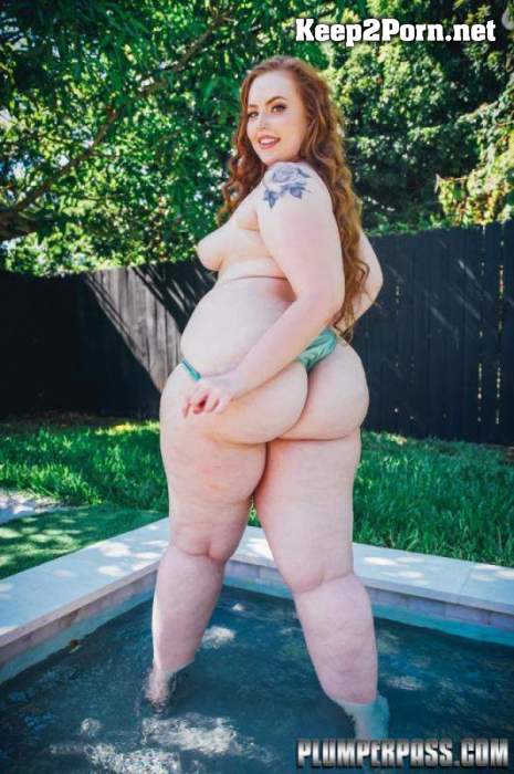 Mia Dior - Poolside Pawg (07.01.2022) (MP4 / FullHD) PlumperPass