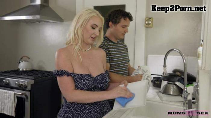 Kate Dee (Stepmom Wants You To Watch / S17:E4) [2160p / Video] MomsTeachSex, Nubiles-Porn