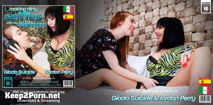Jordan Perry (EU) & (39) Giada Suicide (22) - Pussylicking action between old and young lesbians teen Giada Suicide and Stepmilf Jordan Perry (FullHD / Lesbians) [Mature.eu, Mature.nl]