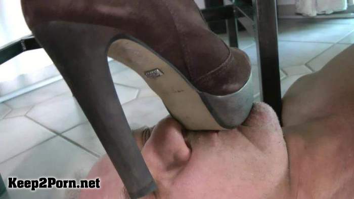 Lady Katharina - Just Her Footrest / Humiliation [FullHD 1080p] [BootHeelWorshipCbtHumiliation]