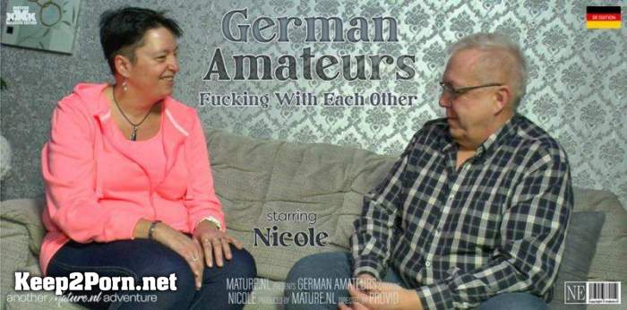 Nicole S (EU) (46), Willi (55) - Horny German amateurs fucking with each other on the couch (15191) [FullHD 1080p] [Mature.nl]
