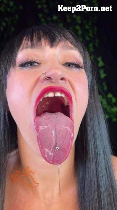 LolaRae29 - Huge tongue drool spit show off and moaning / Femdom (UltraHD / Femdom)