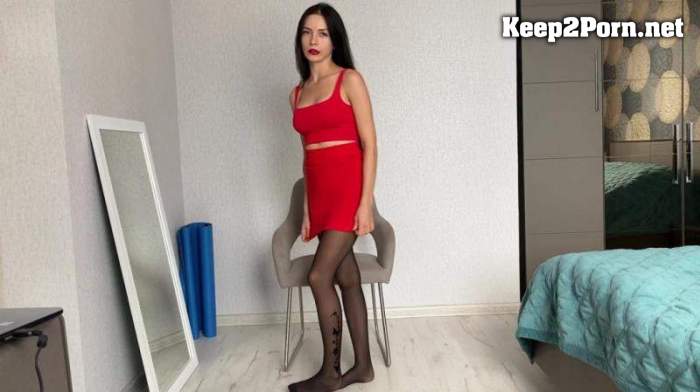 Princess Monica - Nylon legs and ass tease therapy fantasy / Femdom (FullHD / mp4)