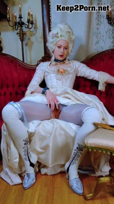 Madame Beatrix - Peasants Made To Worship Baroness Feet / Humiliation (UltraHD / mp4)