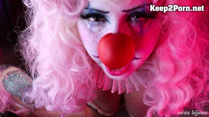 Mistress Bijoux - Clown Coughs (mp4 / FullHD)
