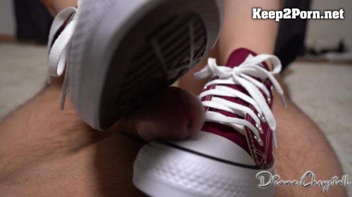 [DianeChrystall] Converse Shoejob by Big feet step-daughter (mp4 / FullHD)