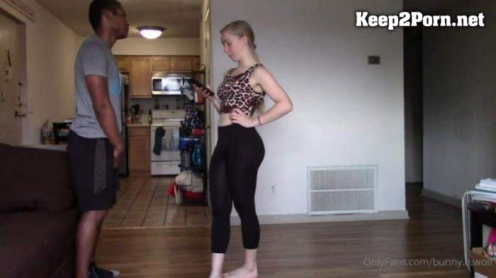 bunny_n_wolf - A slender girl in tights punishes a guy in the balls (mp4, HD, Femdom)