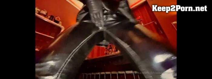 Lady Blackdiamoond aka blackdiamoondofficial - Total shiny fetish Jerk off now You have a shiny fetish dont you I will take advantage of this (mp4, SD, Femdom)