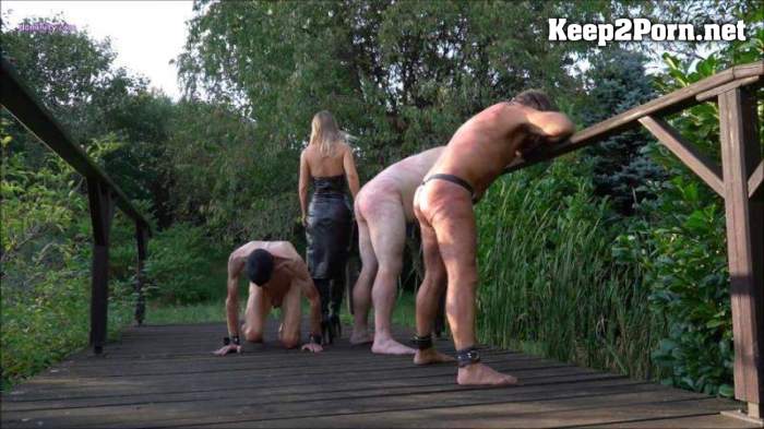 Mistress Vixen - Punishment on the bridge at The OWK (FullHD / mp4)